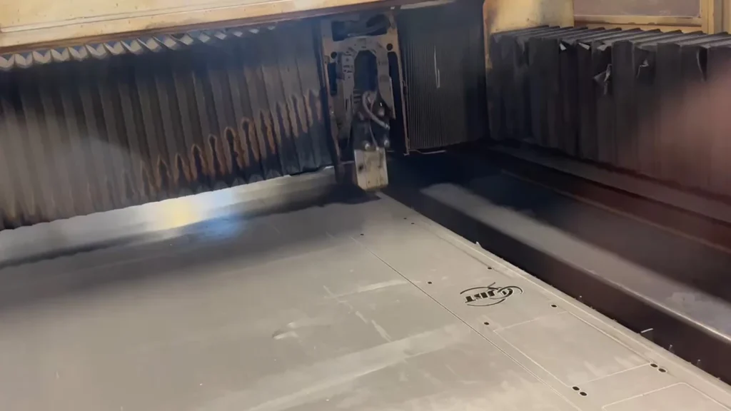 Flat Laser- raw video